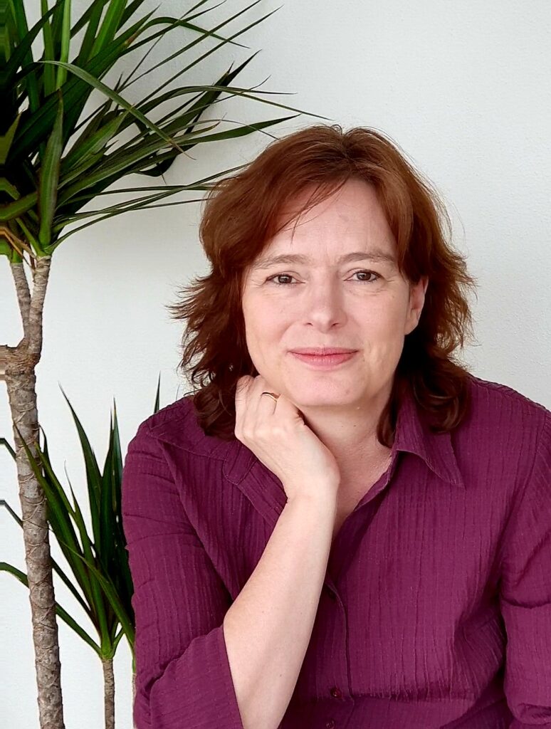Hoogleraar Agnes van den Berg